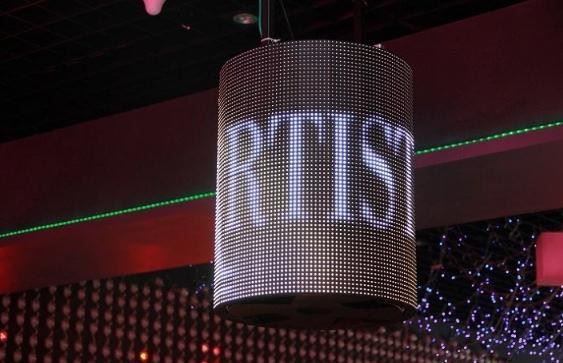 LED screen pilar LED screen pilar